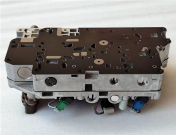 8F24-0002-OEM 8F24 Valve Body With Pressure Sensor 8 Solenoid KTJ1KP7A100DA